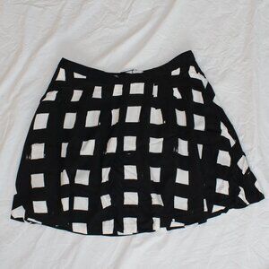 Gap Black and White Check/Basket Patterned Cotton Lined Skater Skirt